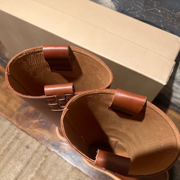 Hereu “Anella” Boots” New in Box *Stunning level up from Frye Campus Boots* - Picture 15 of 16